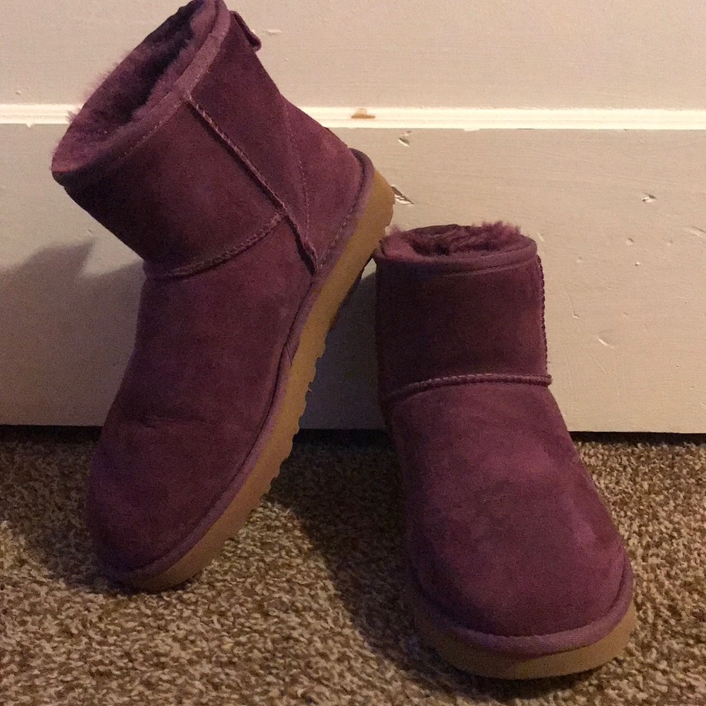 UGG Classic Mini II